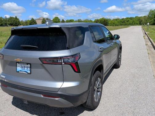 Sterling Gray Metallic 2026 Chevrolet Equinox LT