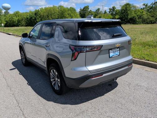 Sterling Gray Metallic 2026 Chevrolet Equinox LT