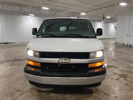 2018 Chevrolet Express 3500 LT