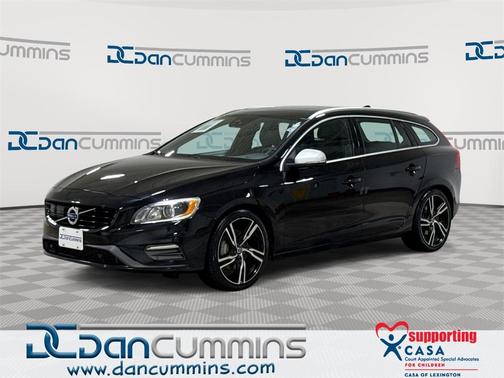 2017 Volvo V60 T6 R-Design Platinum