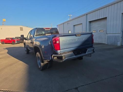 2026 Chevrolet Silverado 3500 LT