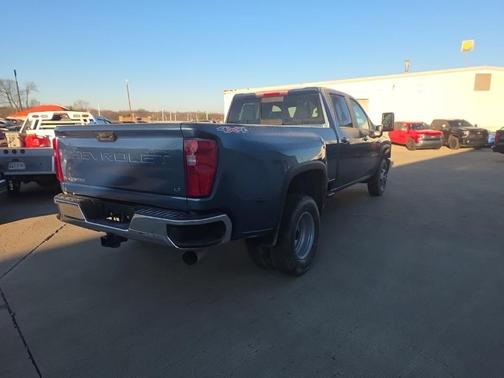 2026 Chevrolet Silverado 3500 LT