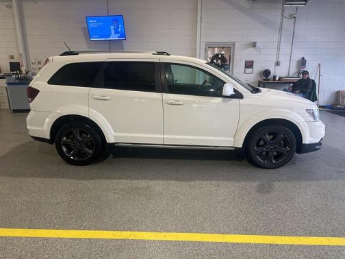 2018 Dodge Journey Crossroad