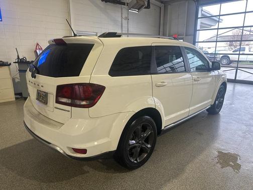 2018 Dodge Journey Crossroad