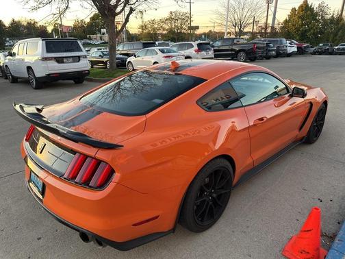 2020 Ford Shelby GT350 Base