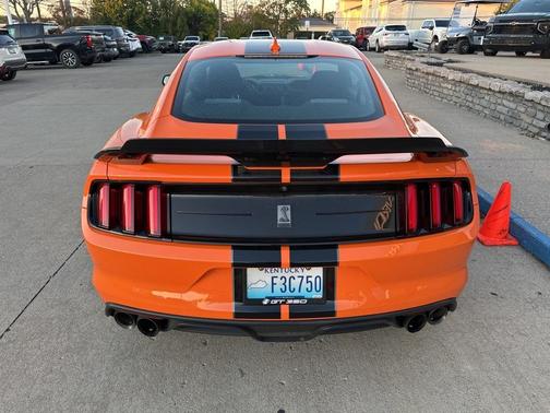 2020 Ford Shelby GT350 Base