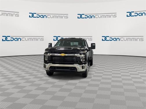 2026 Chevrolet Silverado 3500 LT