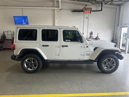 2020 Jeep Wrangler Unlimited Sahara