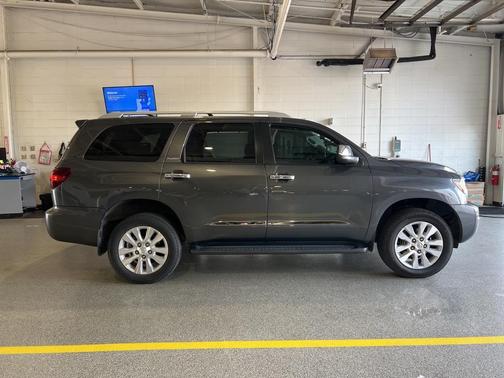 2019 Toyota Sequoia Platinum