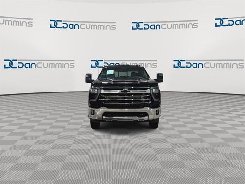 2025 Chevrolet Silverado 3500 LTZ