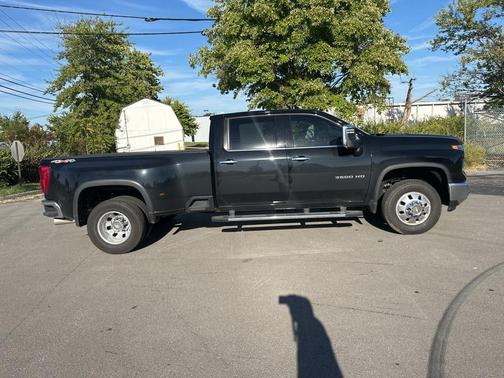 2025 Chevrolet Silverado 3500 LTZ
