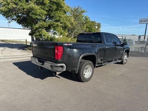 2025 Chevrolet Silverado 3500 LTZ