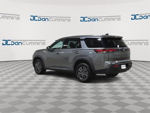 2023 Nissan Pathfinder S