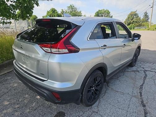 2022 Mitsubishi Eclipse Cross LE