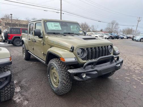 2026 Jeep Gladiator Sport