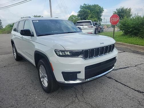 2025 Jeep Grand Cherokee L Laredo