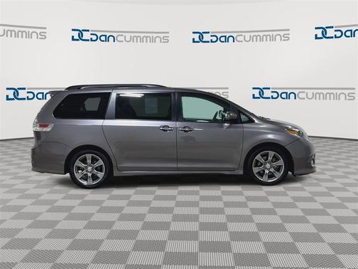 2017 Toyota Sienna SE Premium