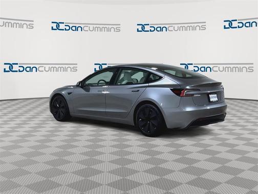 2025 Tesla Model 3 Long Range