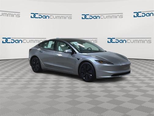 2025 Tesla Model 3 Long Range