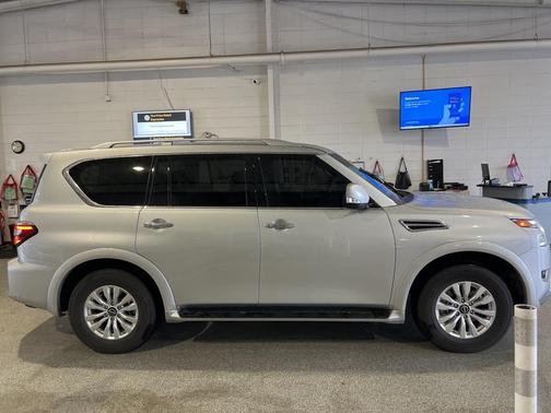 2024 Nissan Armada SV