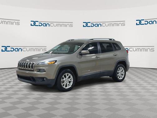 Light Brownstone Pearlcoat 2017 Jeep Cherokee Latitude