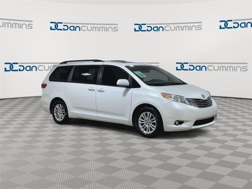 2015 Toyota Sienna XLE Premium