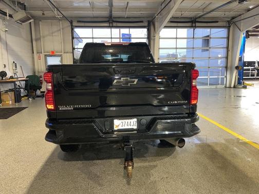 2022 Chevrolet Silverado 2500 Custom