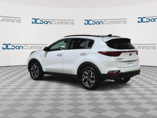 Snow White Pearl 2020 Kia Sportage EX