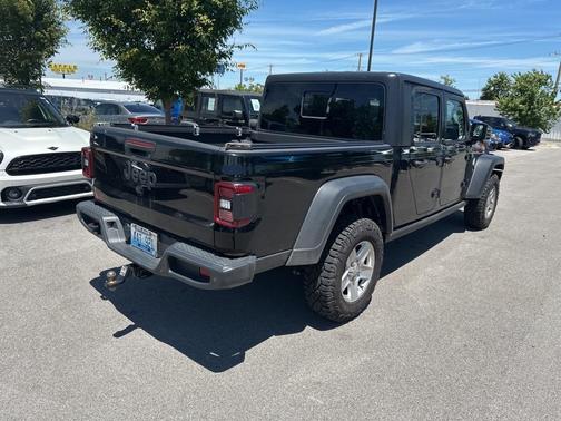 2020 Jeep Gladiator Sport