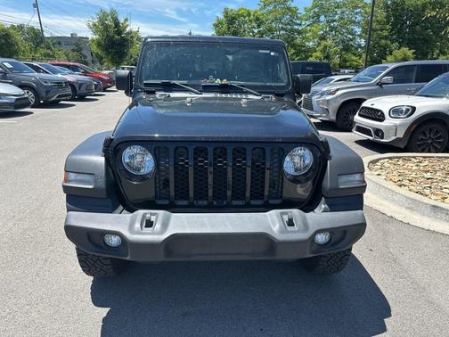 2020 Jeep Gladiator Sport