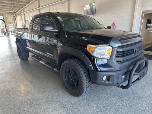 2014 Toyota Tundra SR5