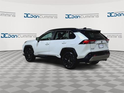 2024 Toyota RAV4 Hybrid XSE