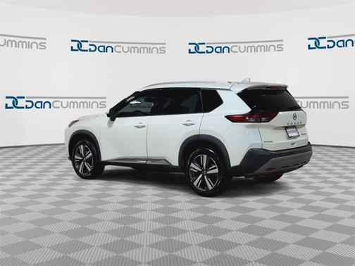 2021 Nissan Rogue SL