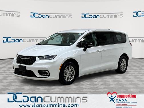 2024 Chrysler Pacifica Touring-L