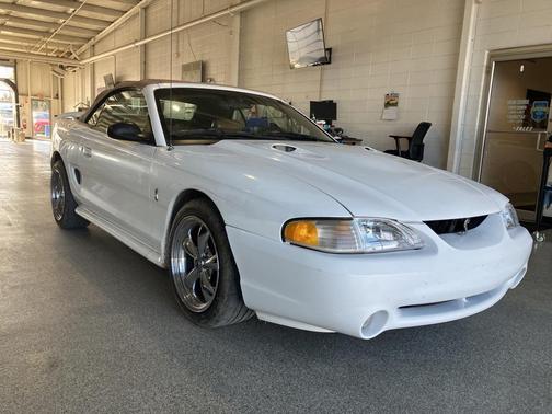 1998 Ford Mustang SVT Cobra