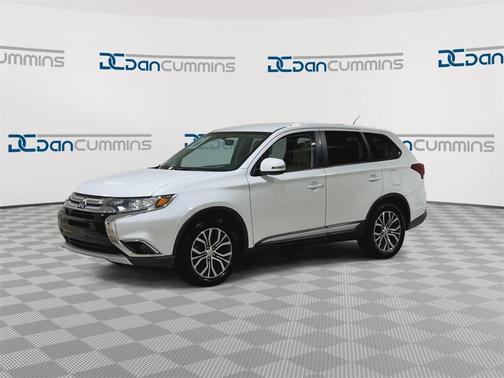 2016 Mitsubishi Outlander SE