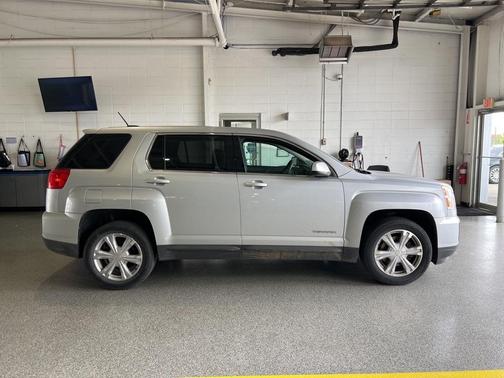 2017 GMC Terrain SLE-1