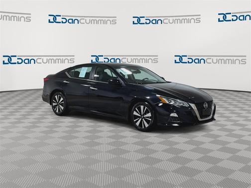 2021 Nissan Altima 2.5 SV