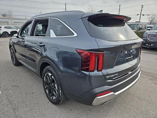 2024 Kia Sorento S