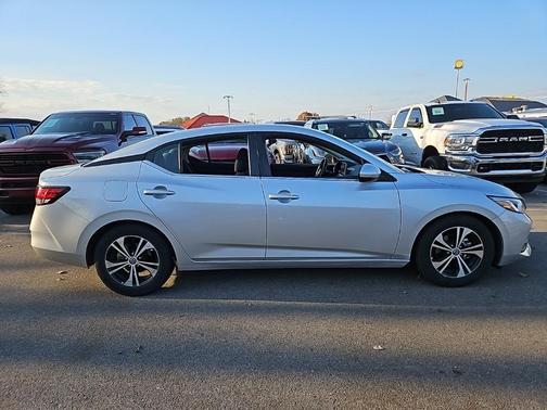 2022 Nissan Sentra SV