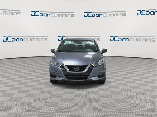 2021 Nissan Versa 1.6 SV