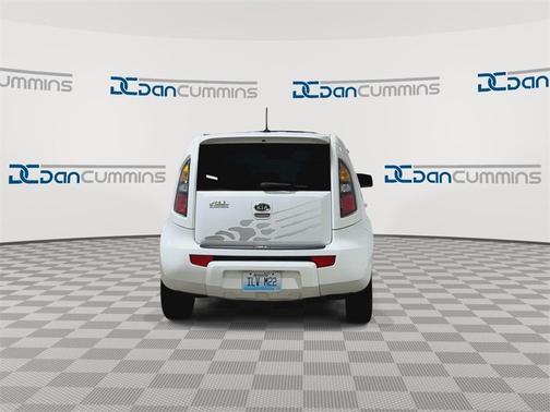 2011 Kia Soul +