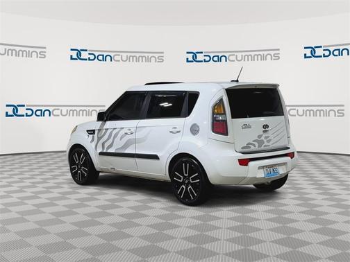 2011 Kia Soul +
