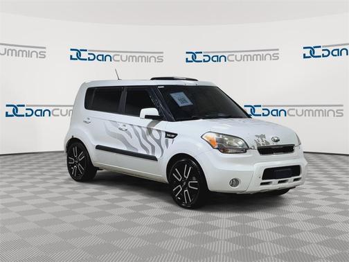 2011 Kia Soul +