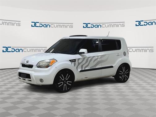 2011 Kia Soul +