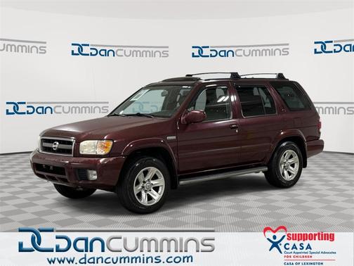 2004 Nissan Pathfinder LE