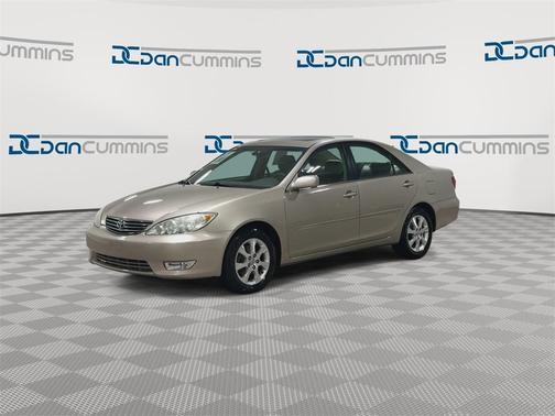 2005 Toyota Camry XLE