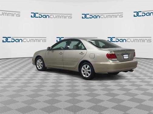 2005 Toyota Camry XLE