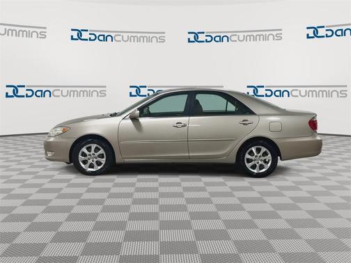 2005 Toyota Camry XLE