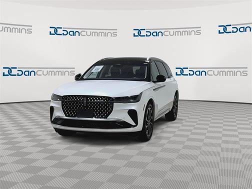 2024 Lincoln Nautilus Reserve